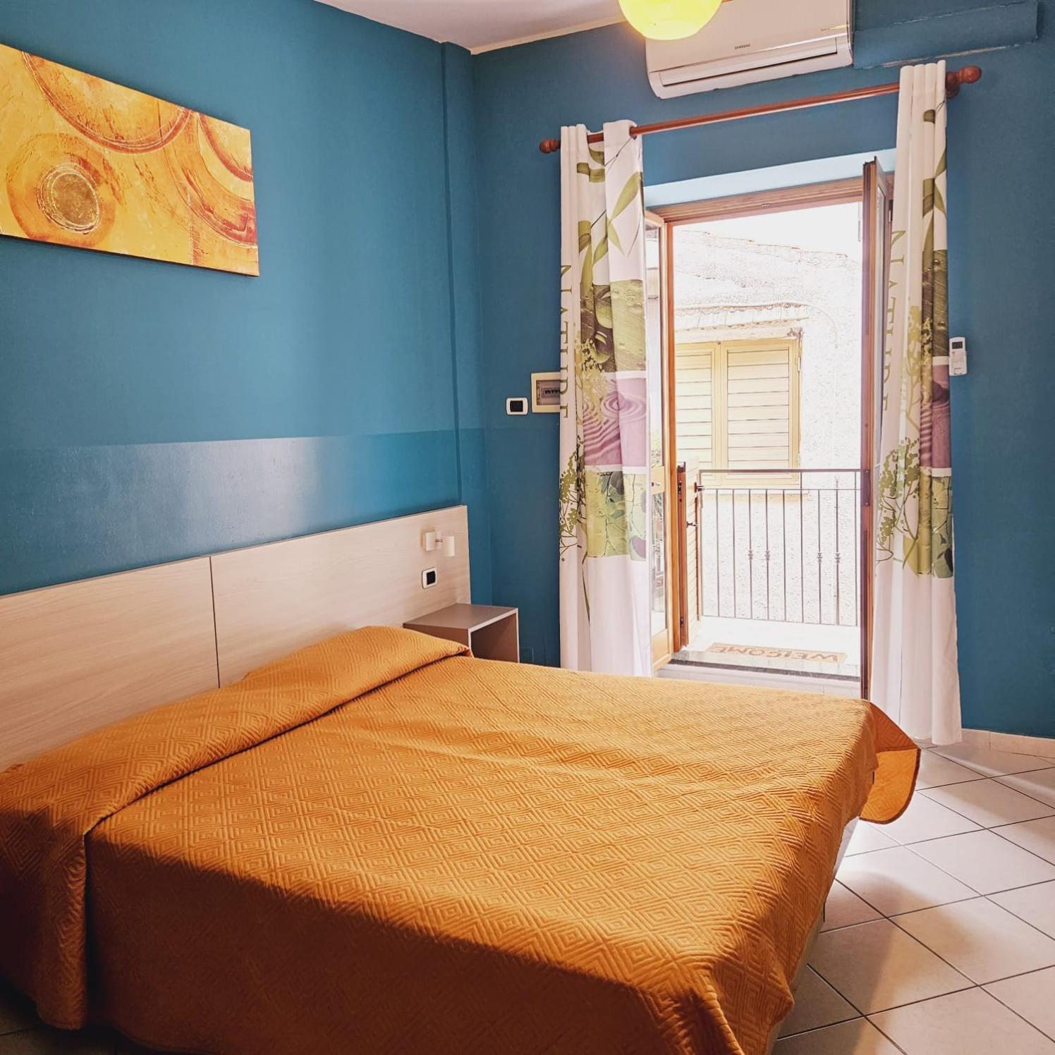 B&B Villa Maria จีอาร์ดีนี นักซอส ภายนอก รูปภาพ